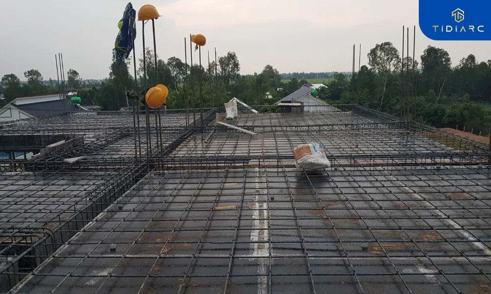 Thép sàn và thang bộ biệt thự tân cổ điển đồng tháp