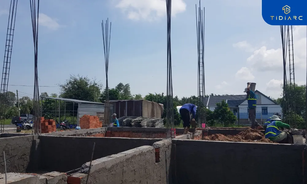 Thi công hố móng
