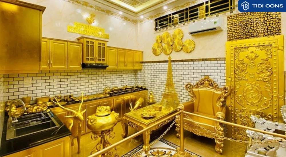 gold house