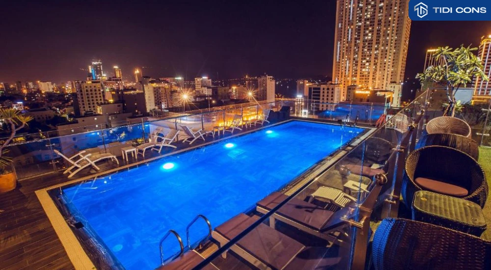 Aria Grand