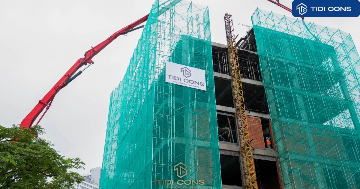 ngày tốt tháng 2 năm 2025